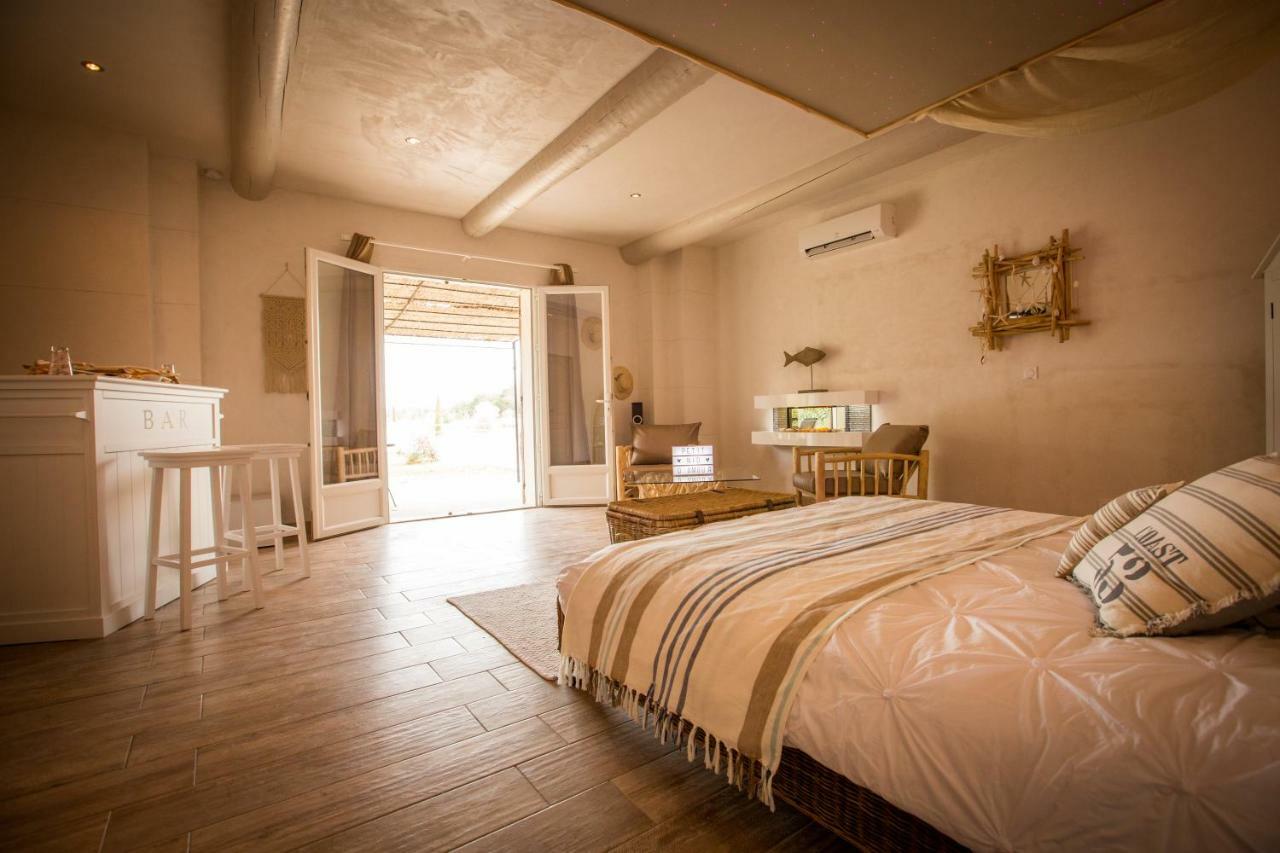 Abri Cosy - Suite Romantique En Camargue Saint-Gilles  Exterior foto